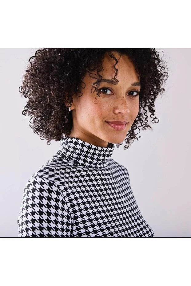 Women’s Black and White Houndstooth Pattern Half-Turtleneck Basic Body - MRS.IDEA