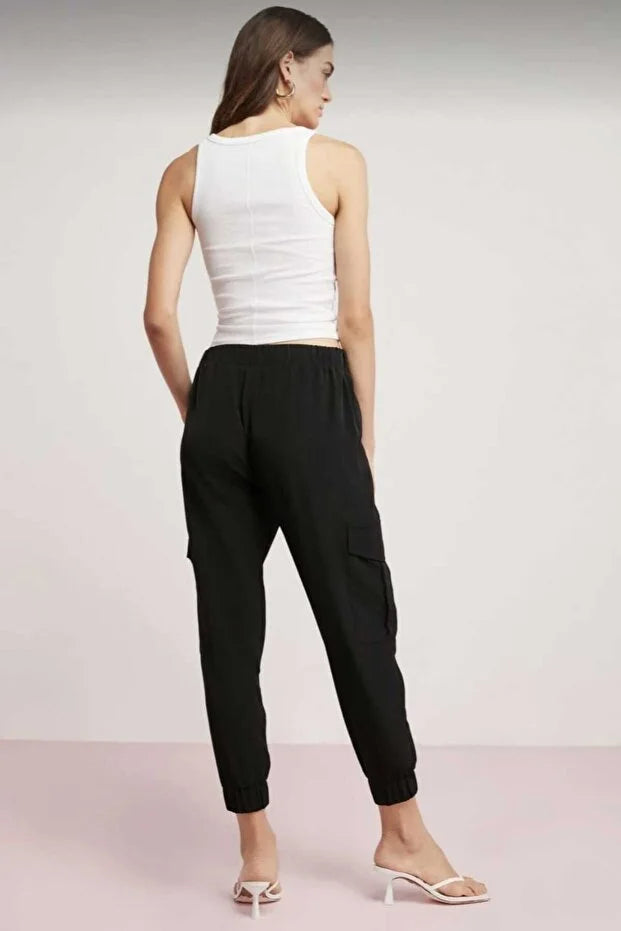 Women’s White Ribbed Thick-Strap Basic Tank Top - MRS.IDEA